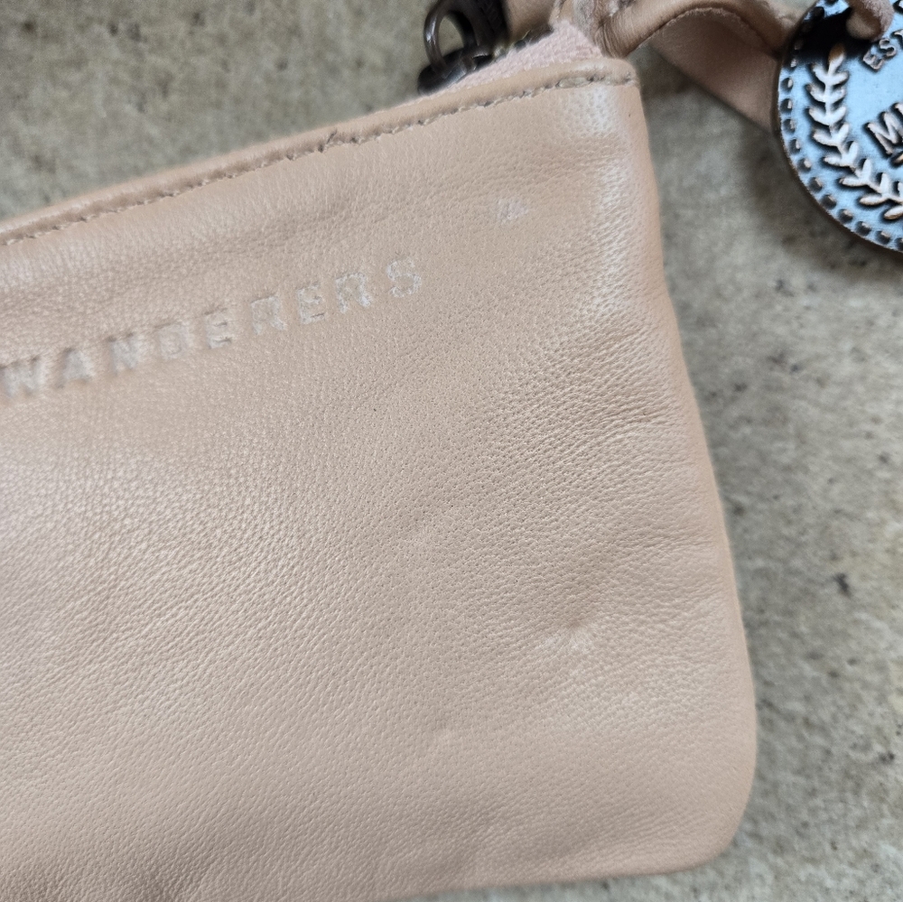 Wander Les Essentiels Blush Leather Wallet - Picture 4 of 13
